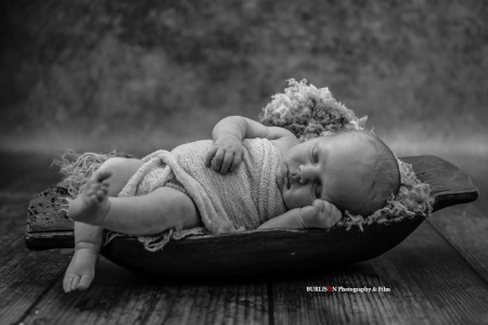 Newborn & Family Portraits - Your Family Legacy Preserved